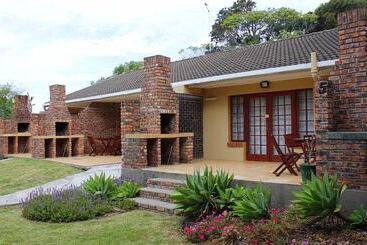 African Aquila Lodge