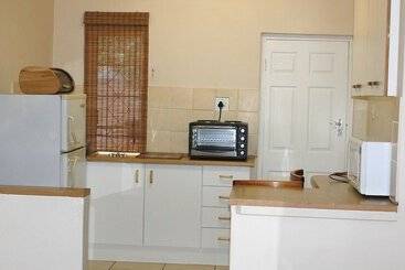 African Aquila Lodge