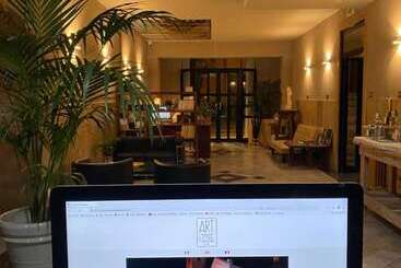 Art Hotel Pietrasanta