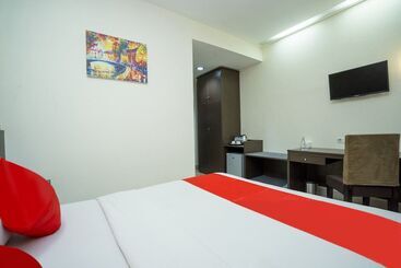 هتل Grand Kartika