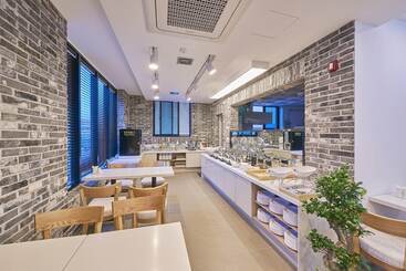 هتل Gwangju Madrid