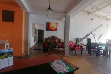 هتل Happy Beach Resort