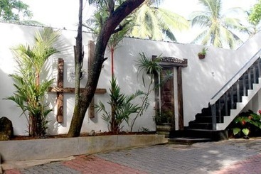 هتل Happy Beach Resort