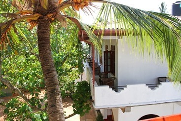 هتل Happy Beach Resort