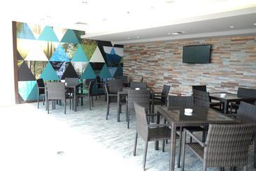 Midtown Hotel Samarinda