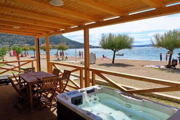 酒店 Mobile Homes Camp Galeb