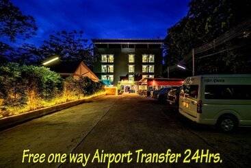 هتل Nai Yang Place  Phuket Airport