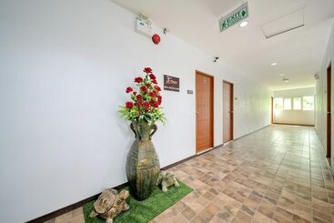 هتل Nai Yang Place  Phuket Airport