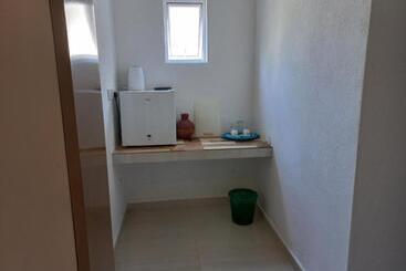 هتل Sea Breeze Guest House