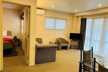 مُتل Southgate Motor Inn