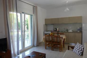 דירות לתיירים Pavloudis Apartments