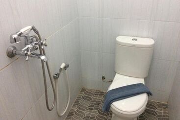 پانسیون Larasati Guest House