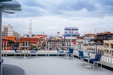The Moon Hostel Huahin