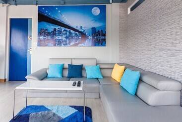 The Moon Hostel Huahin