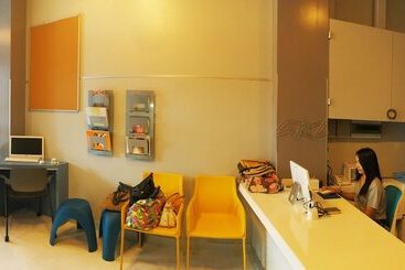 The Moon Hostel Huahin