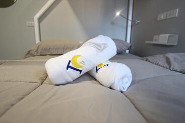 The Moon Hostel Huahin