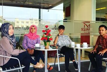 هتل Msquare Palembang