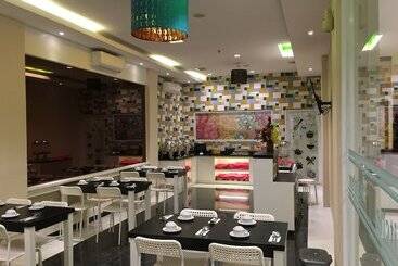هتل Msquare Palembang