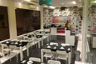 هتل Msquare Palembang