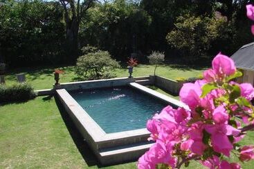 پانسیون Die Waenhuis Guest House
