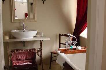پانسیون Die Waenhuis Guest House