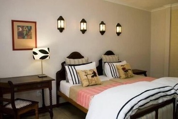 پانسیون Die Waenhuis Guest House
