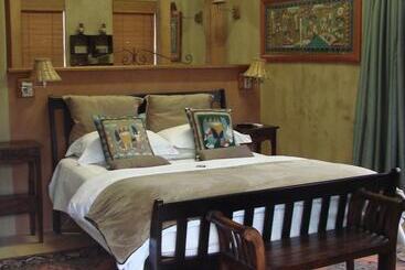 پانسیون Die Waenhuis Guest House