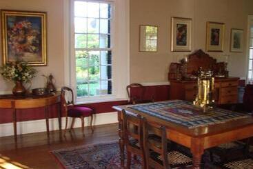 پانسیون Die Waenhuis Guest House