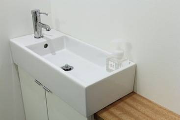 Plumhostel
