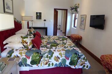 Saddlebrook Cottage