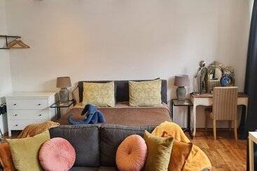 تختخواب و صبحانه Crown Guesthouse Amsterdam