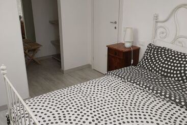 تختخواب و صبحانه Venice Home