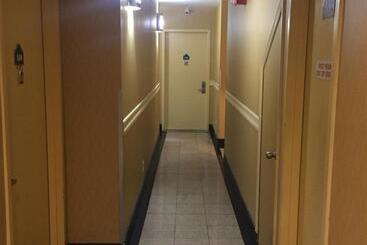 Flushing Motel