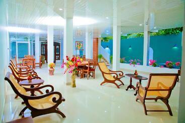 هتل Prince Villa