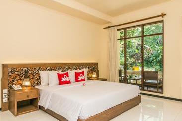 هتل Zen Rooms Hang Tuah Sanur