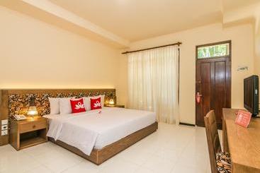 هتل Zen Rooms Hang Tuah Sanur