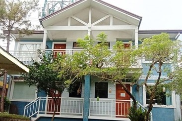 مبيت وإفطار The Carmelence Lodge