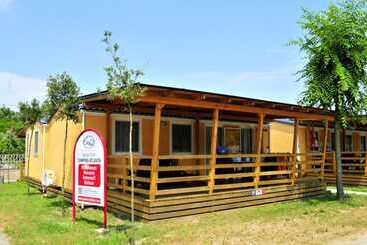 هتل Campingvillaggio Atlanta E Mediterraneo  Campground