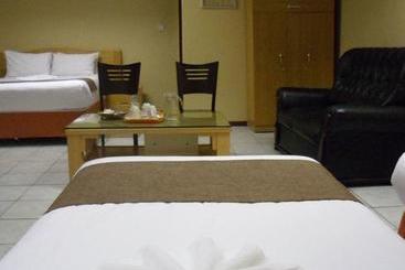 هتل Centre Lodge