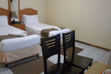 هتل Centre Lodge