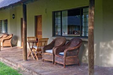 هتل Chrislin African Lodge