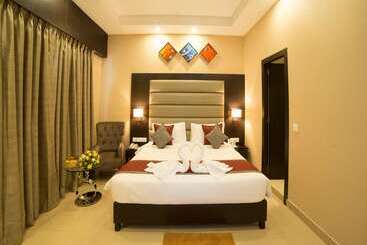 هتل Golden Tulip Salt Lake City Kolkata