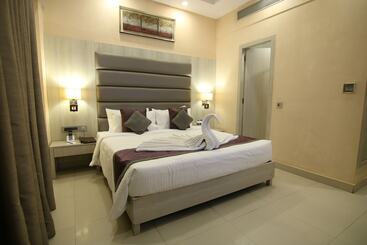 هتل Golden Tulip Salt Lake City Kolkata