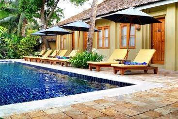 هتل Oasis  Bagan