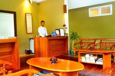 هتل Oasis  Bagan