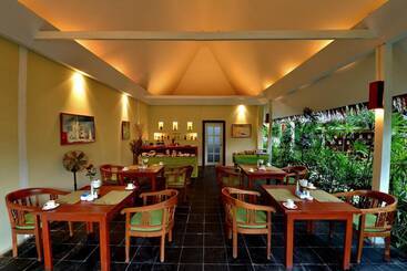 هتل Oasis  Bagan
