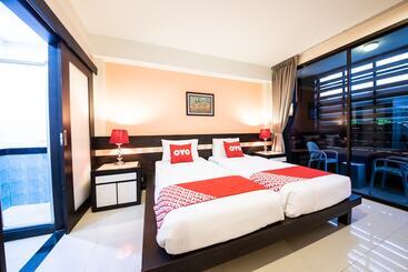 هتل Rattana Residence Thalang