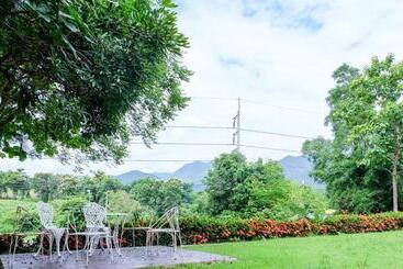 酒店 Mont Goei Pai