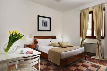 هتل Roma Resort Termini
