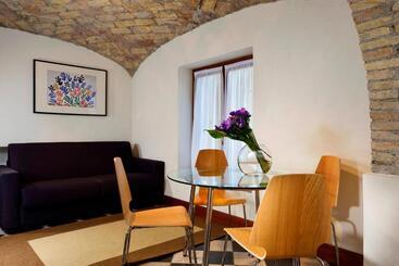 هتل Roma Resort Termini